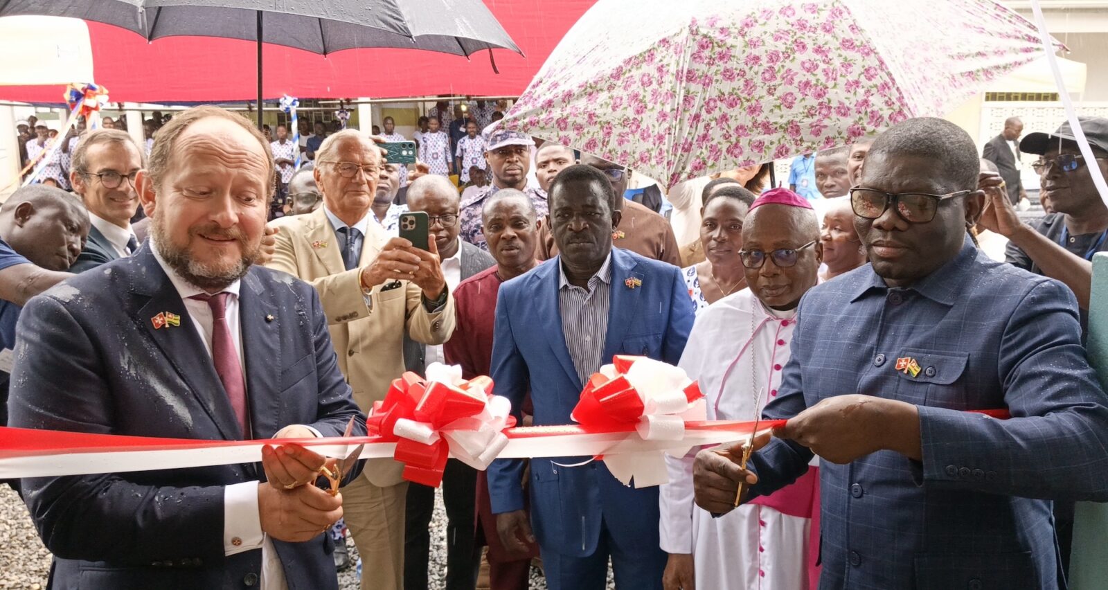 The Ambassador of the Order of Malta to Togo participates in the inauguration of the new Mother and Child Unit at Elavagnon Hospital