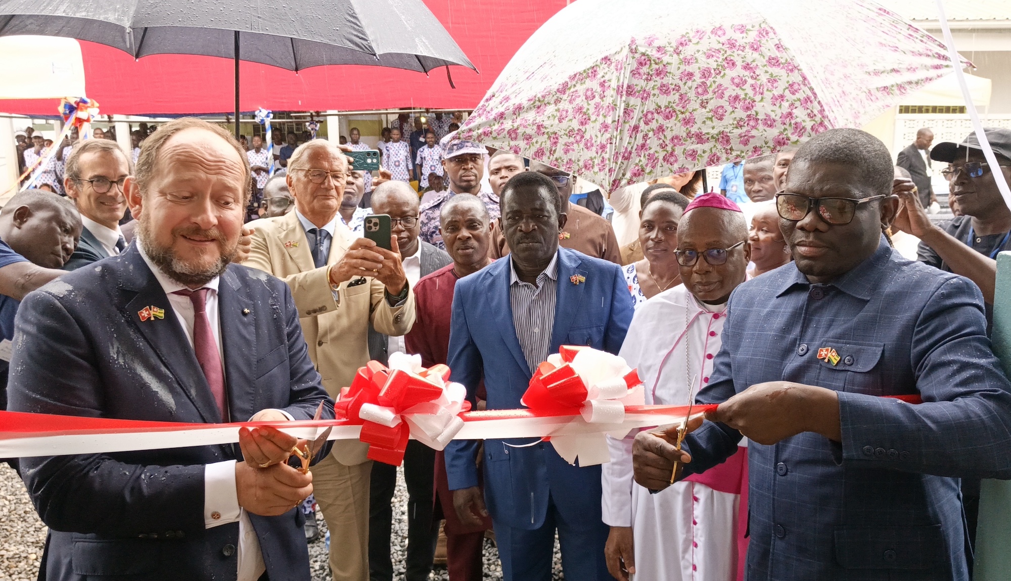 The Ambassador of the Order of Malta to Togo participates in the inauguration of the new Mother and Child Unit at Elavagnon Hospital